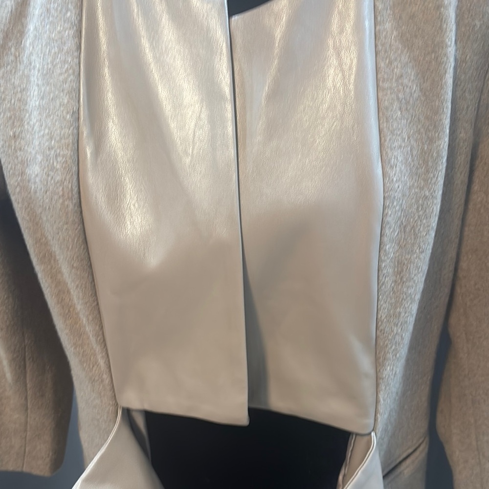Women's Blazer/Jacket - Picture 5 of 5
